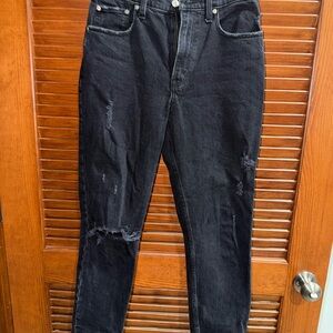 Abercrombie The Mom High Rise Jeans black size 6R or 28